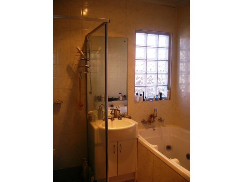 8 Flagstaff Road, Darlington SA 5047