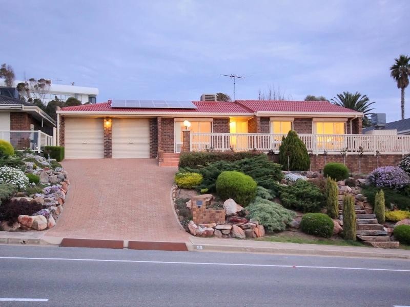 13 Dutchman Drive, Hallett Cove SA 5158