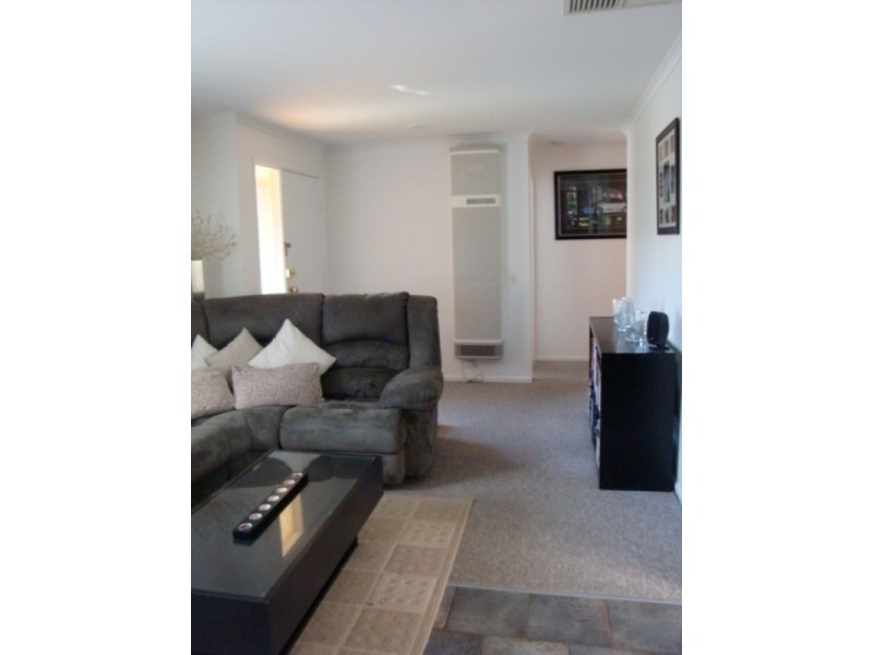 22 Doulton Drive, Trott Park SA 5158