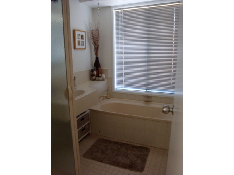 22 Doulton Drive, Trott Park SA 5158