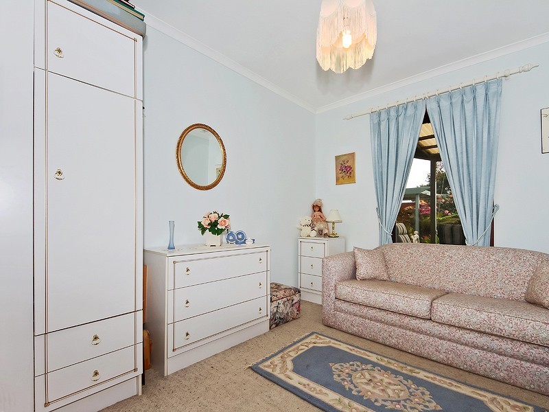 8 Lerunna Avenue, Hallett Cove SA 5158