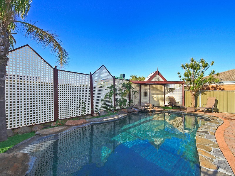 14 Lerunna Avenue, Hallett Cove SA 5158