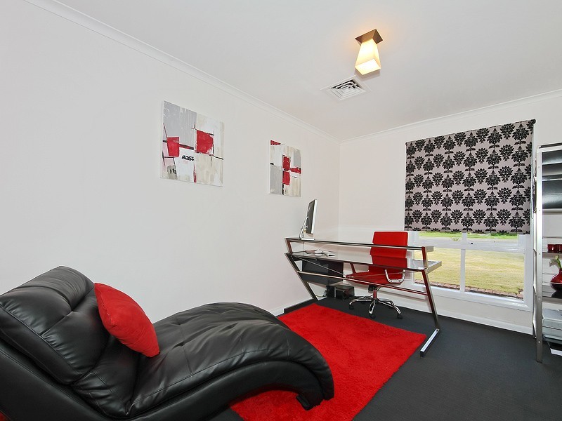 14 Lerunna Avenue, Hallett Cove SA 5158