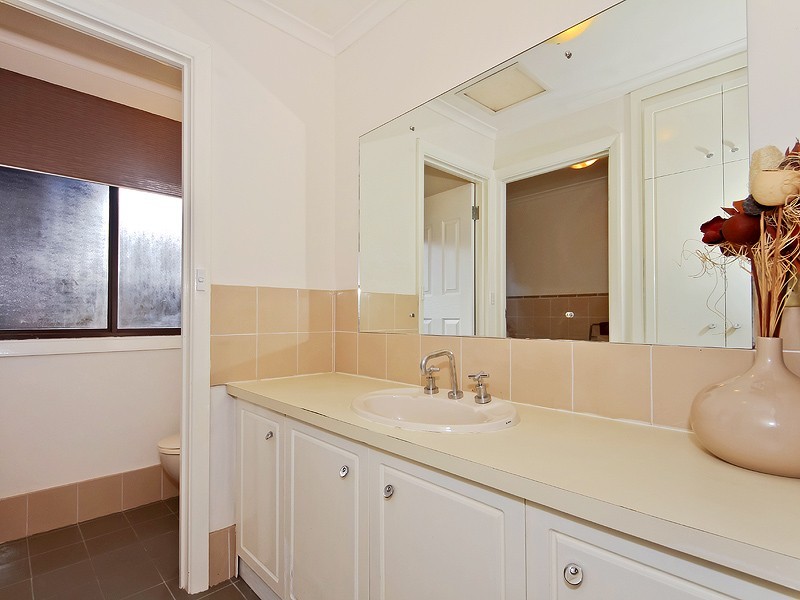 14 Lerunna Avenue, Hallett Cove SA 5158