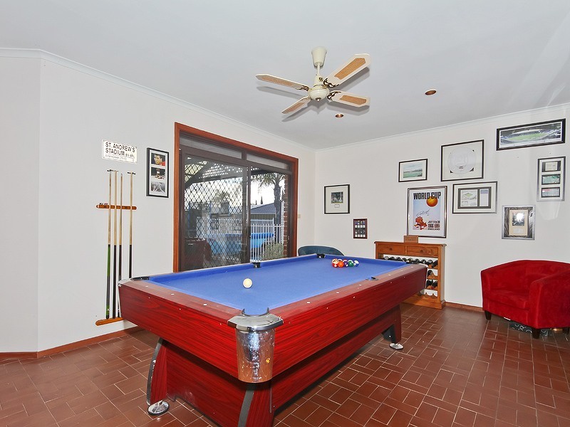 14 Lerunna Avenue, Hallett Cove SA 5158