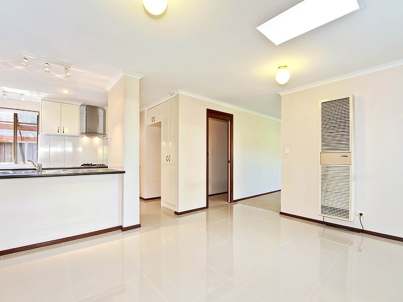 16 Nannigai Drive, Hallett Cove SA 5158