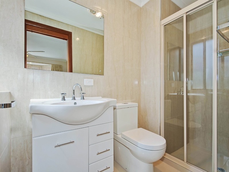 16 Nannigai Drive, Hallett Cove SA 5158