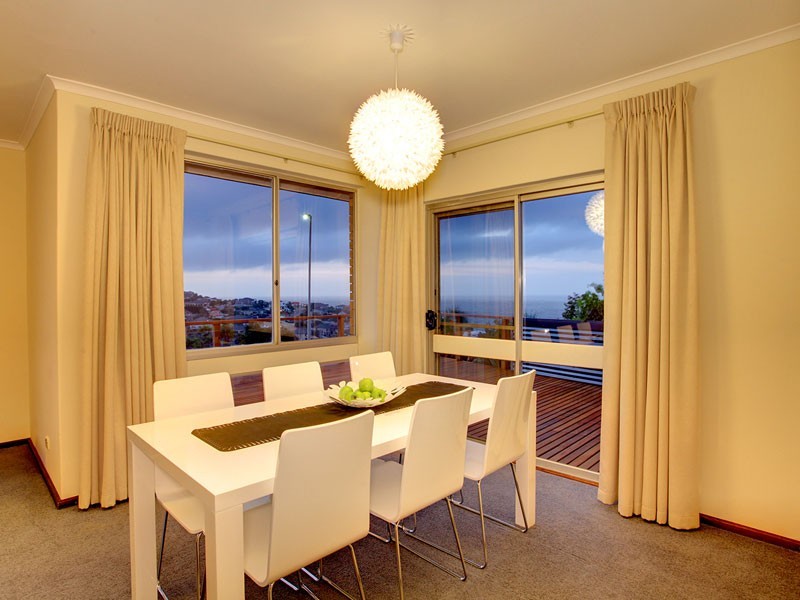 19 Columbia Crescent, Hallett Cove SA 5158