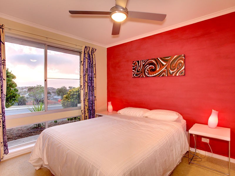 19 Columbia Crescent, Hallett Cove SA 5158