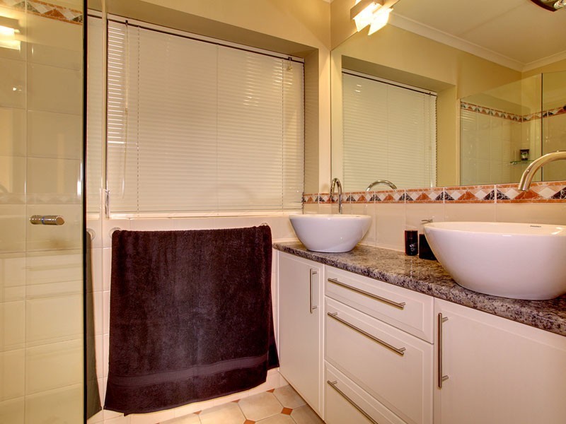 19 Columbia Crescent, Hallett Cove SA 5158