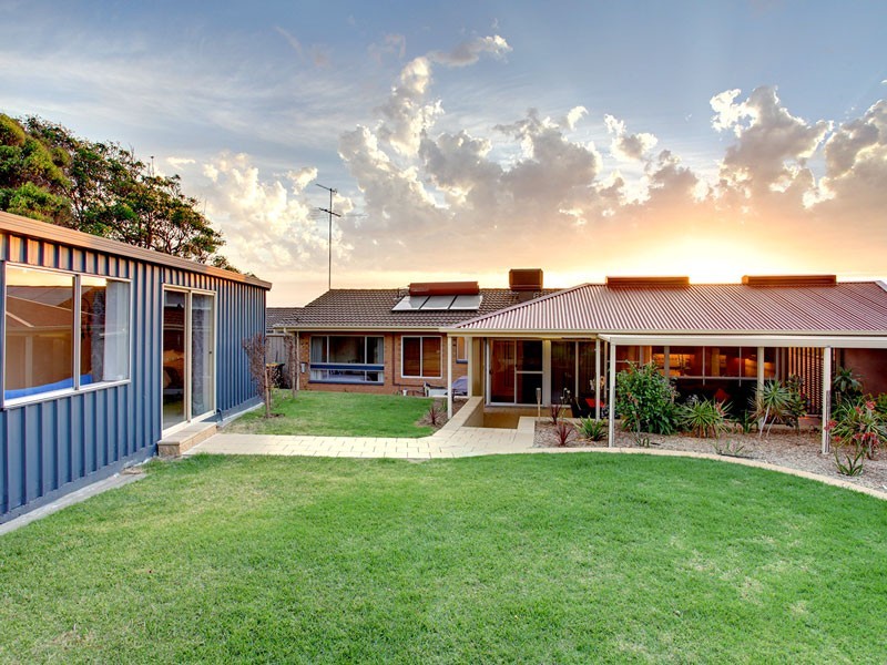 19 Columbia Crescent, Hallett Cove SA 5158