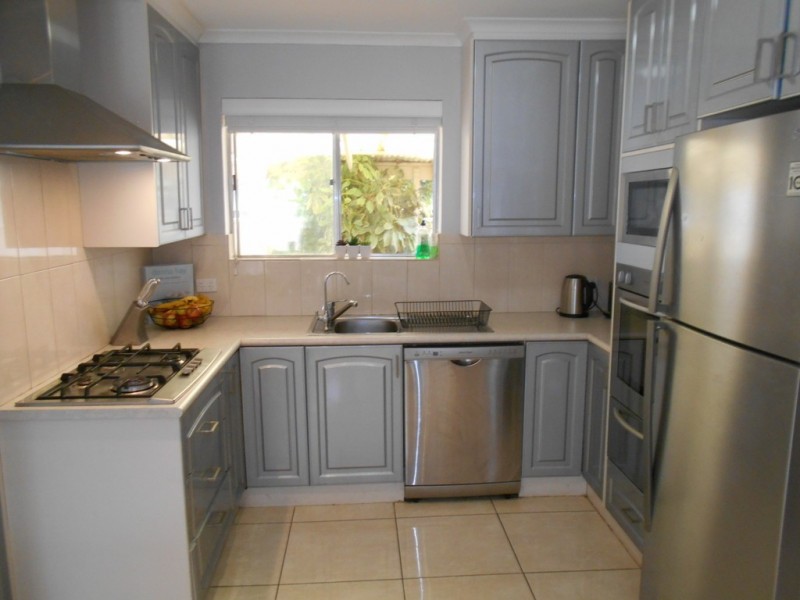 211 The Cove Road, Hallett Cove SA 5158