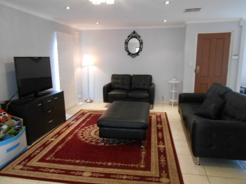 211 The Cove Road, Hallett Cove SA 5158