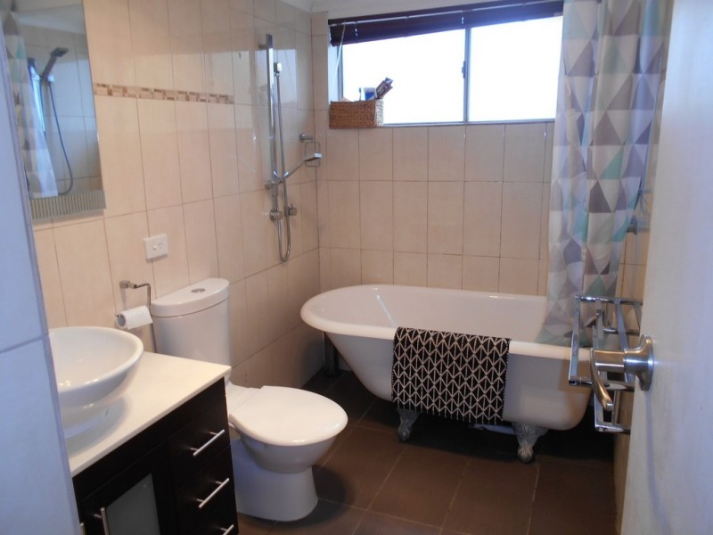 211 The Cove Road, Hallett Cove SA 5158