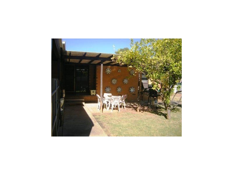 31 Catherine Crescent, Morphett Vale SA 5162