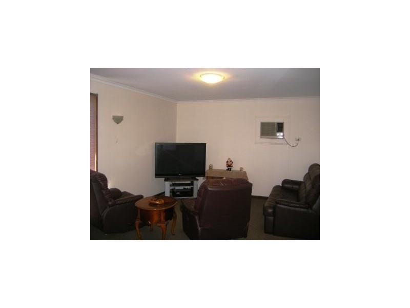 31 Catherine Crescent, Morphett Vale SA 5162