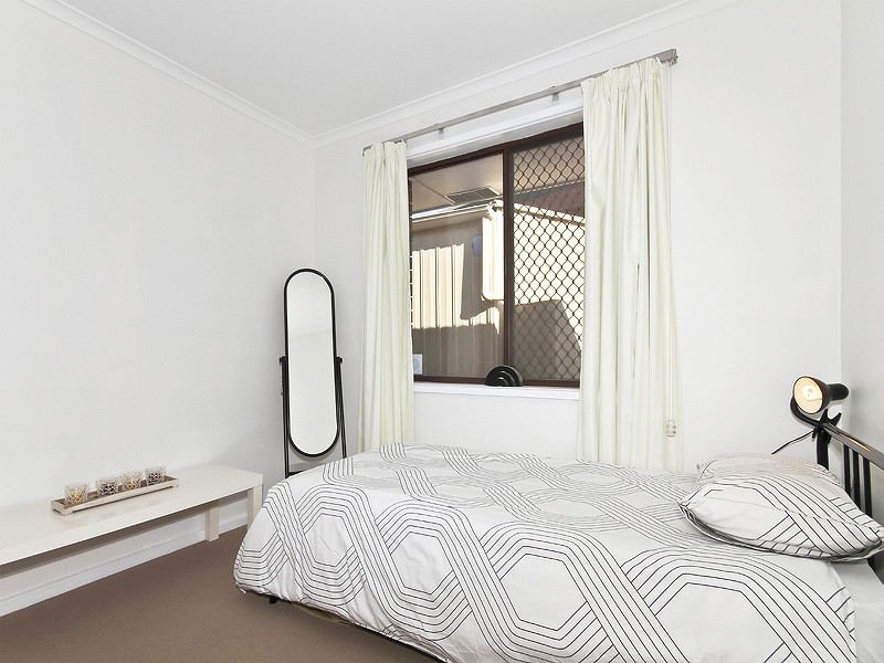 7 Coringle Crescent, Hallett Cove SA 5158