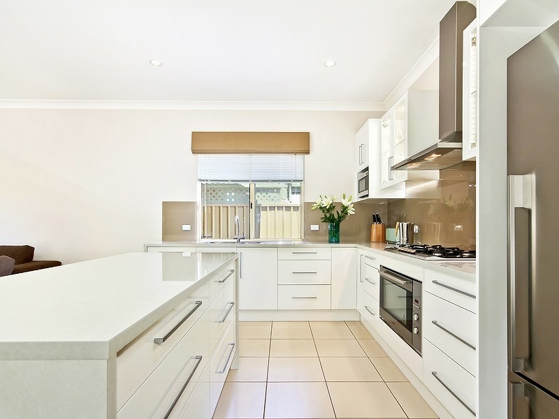 28 Arachne Drive, Hallett Cove SA 5158