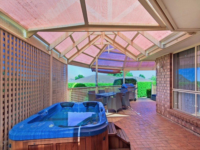 26 Horndale Drive, Happy Valley SA 5159