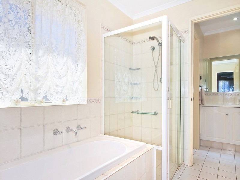 26 Horndale Drive, Happy Valley SA 5159