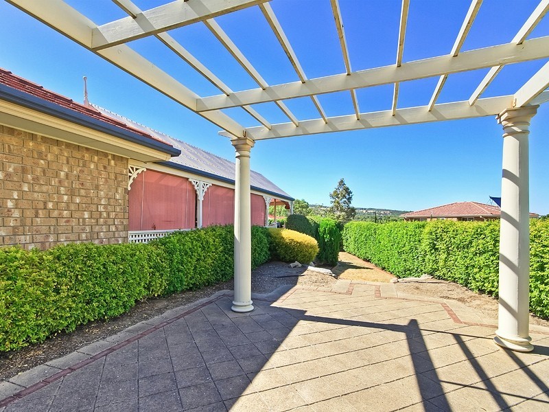 26 Horndale Drive, Happy Valley SA 5159
