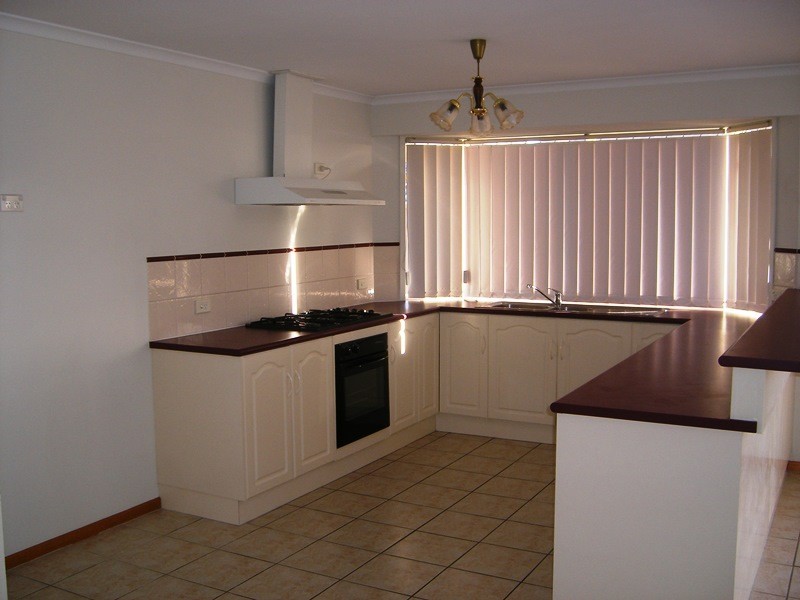 11 Cornwall Street, Sheidow Park SA 5158