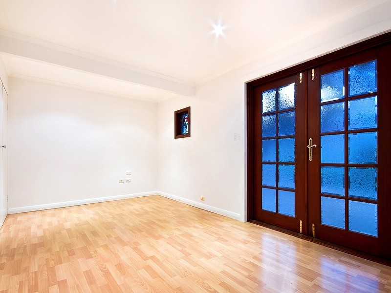 18 Burrington Street, Hallett Cove SA 5158