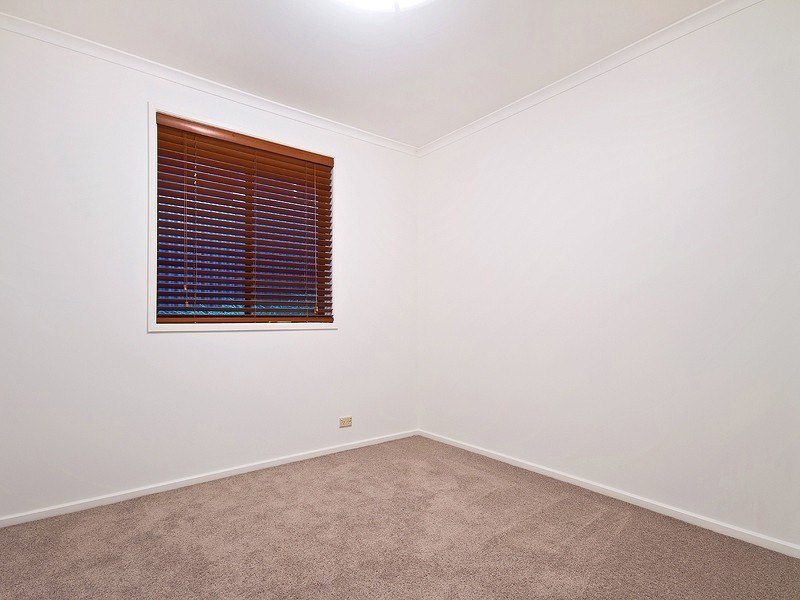 18 Burrington Street, Hallett Cove SA 5158