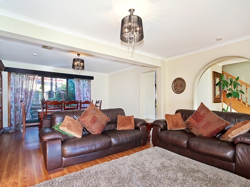 9 Karoola Court, Hallett Cove SA 5158