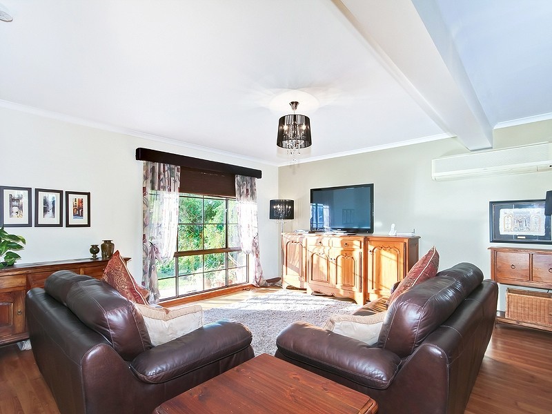 9 Karoola Court, Hallett Cove SA 5158
