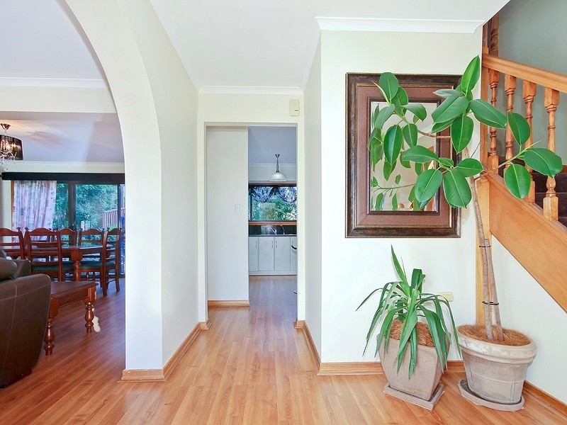 9 Karoola Court, Hallett Cove SA 5158