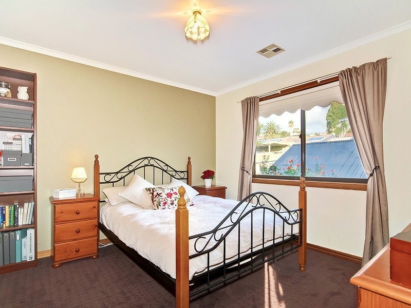 9 Karoola Court, Hallett Cove SA 5158