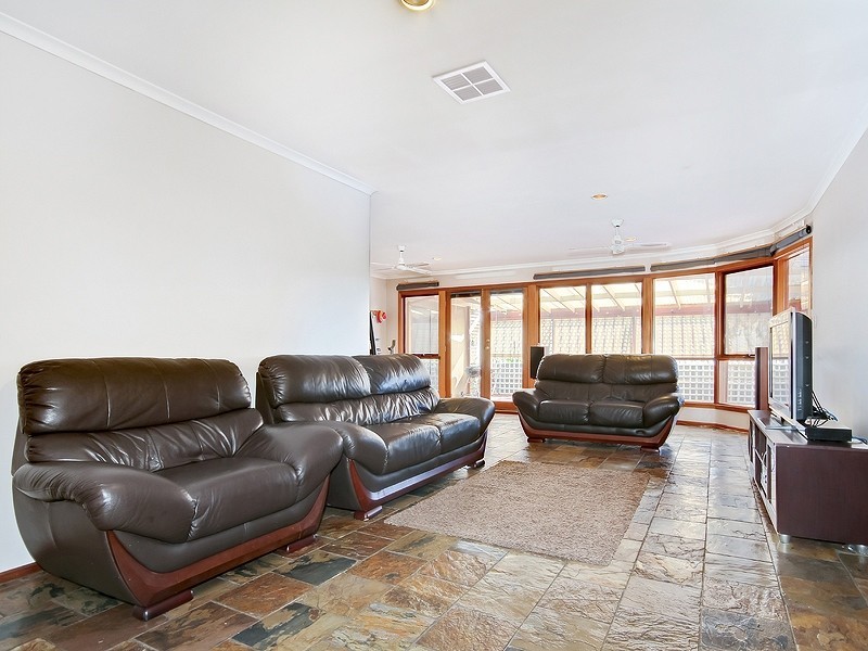 7 Arachne Drive, Hallett Cove SA 5158