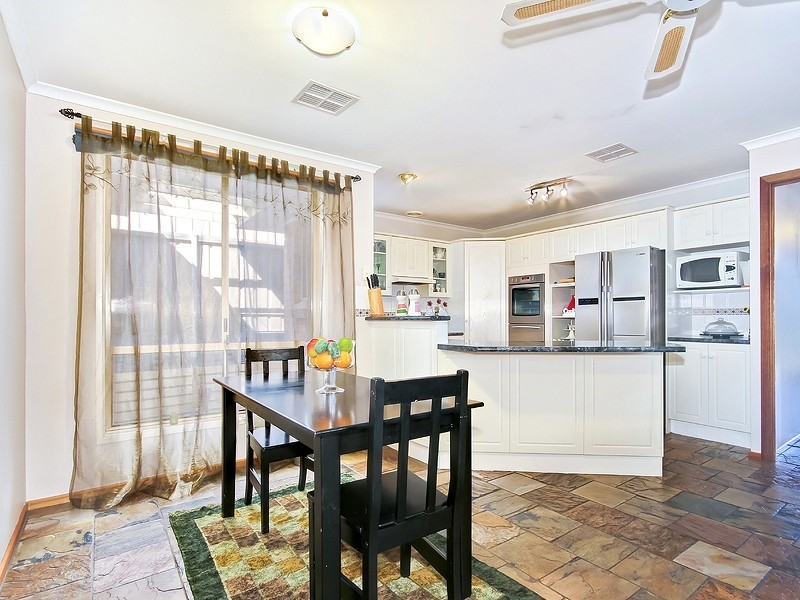 7 Arachne Drive, Hallett Cove SA 5158