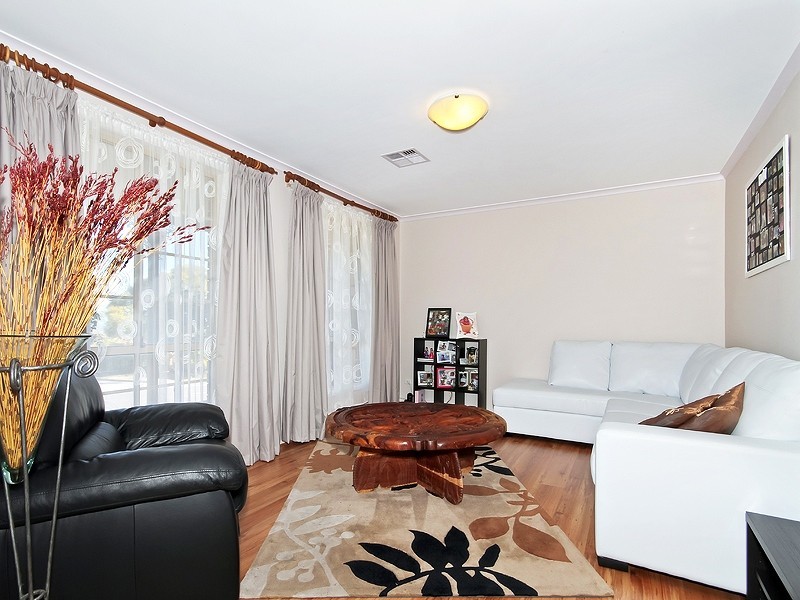 7 Arachne Drive, Hallett Cove SA 5158