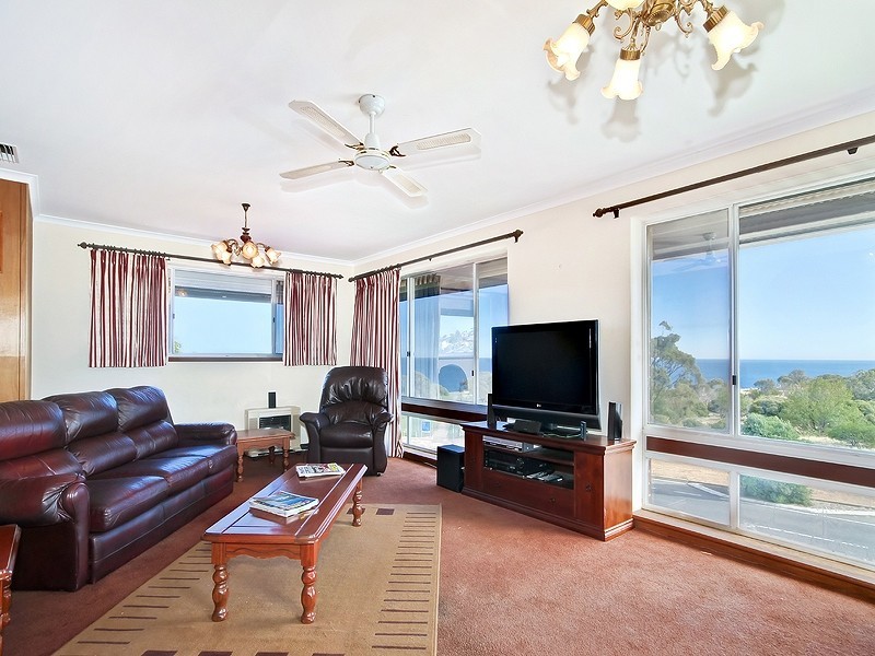 47 Dutchman Drive, Hallett Cove SA 5158