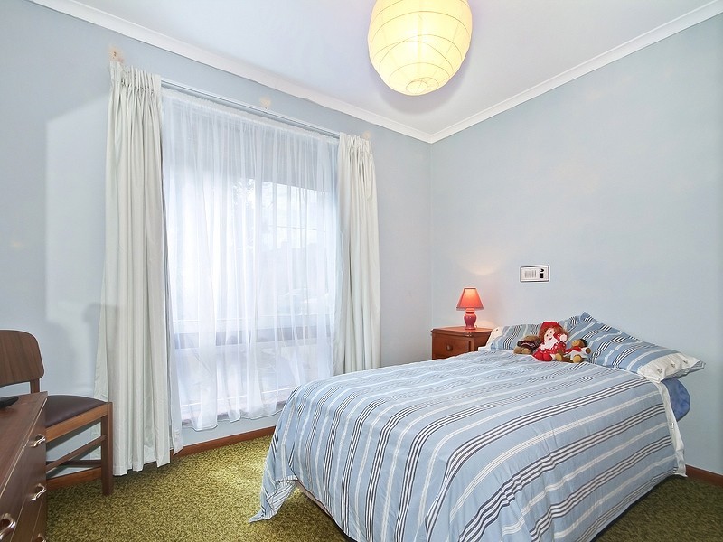 47 Dutchman Drive, Hallett Cove SA 5158