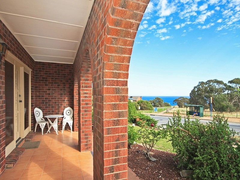 47 Dutchman Drive, Hallett Cove SA 5158