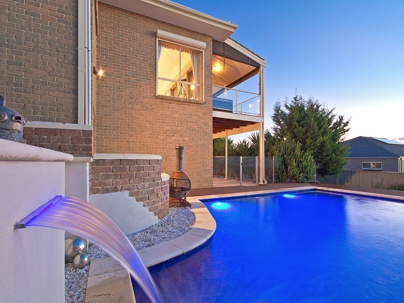 3 Arafura Court, Hallett Cove SA 5158