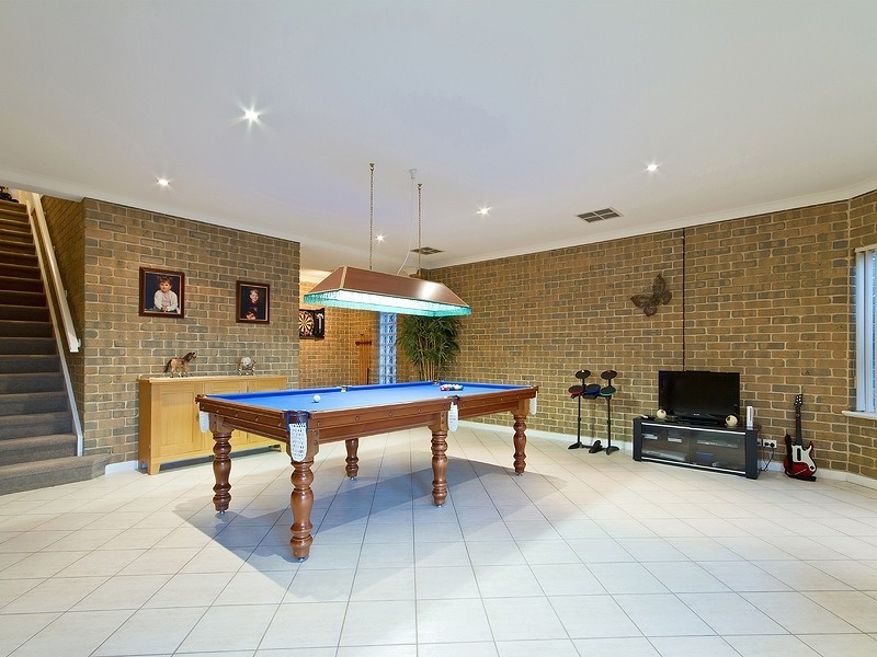 3 Arafura Court, Hallett Cove SA 5158