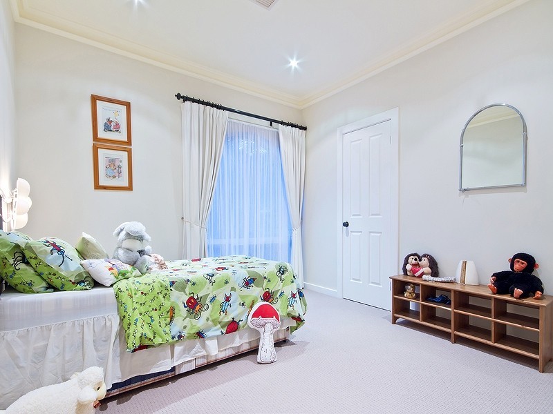 3 Arafura Court, Hallett Cove SA 5158