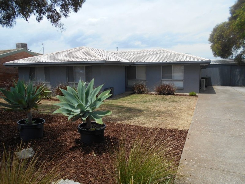 22 Lerunna Avenue, Hallett Cove SA 5158