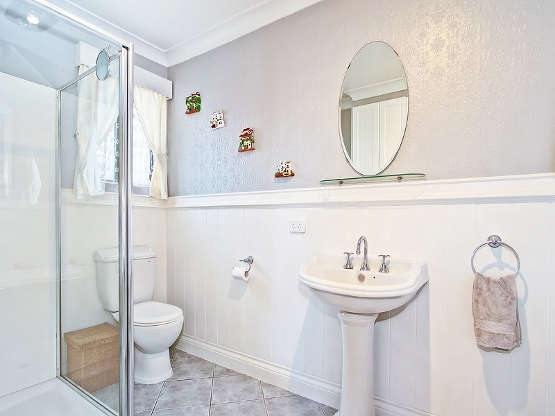 43 Dutchman Drive, Hallett Cove SA 5158