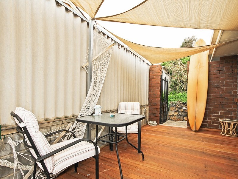 11 Dutchman Drive, Hallett Cove SA 5158