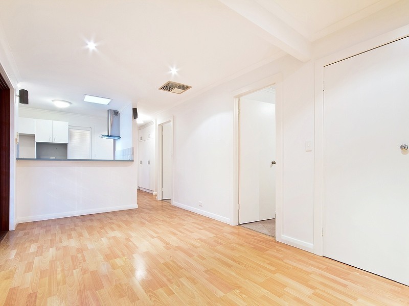 18 Burrington Street, Hallett Cove SA 5158