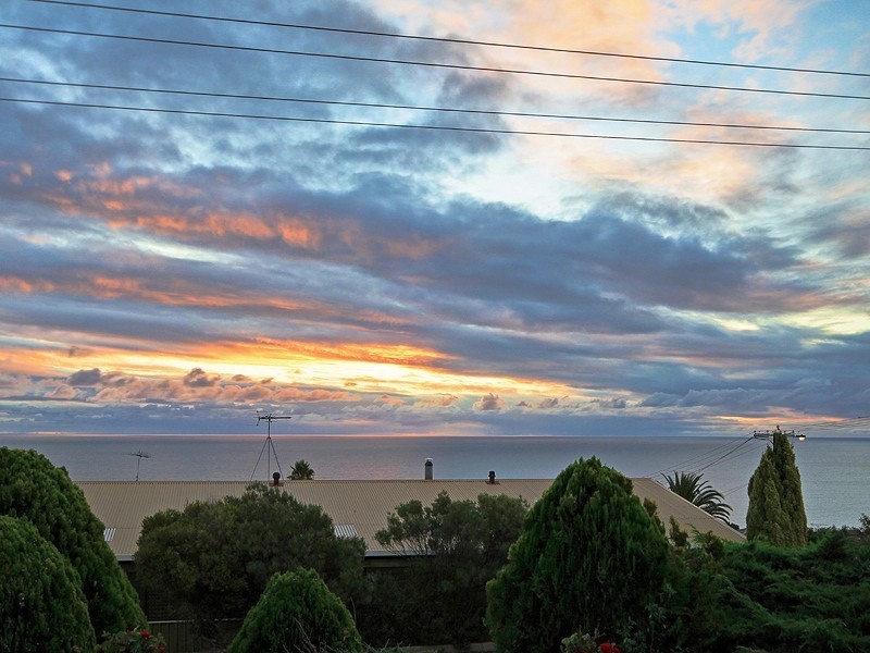 18 Burrington Street, Hallett Cove SA 5158