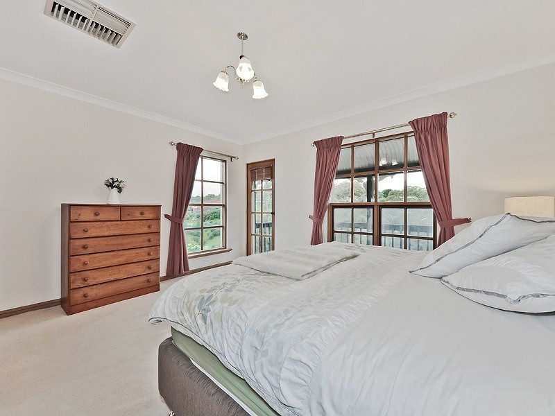 3B Nanto Street, Hallett Cove SA 5158