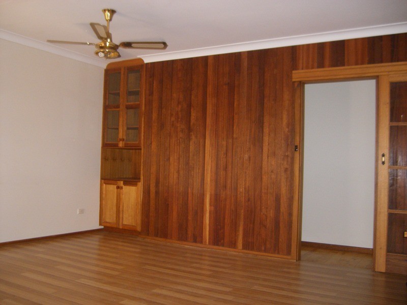 4 Coringle Crescent, Hallett Cove SA 5158