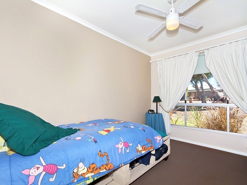 22 Lerunna Avenue, Hallett Cove SA 5158