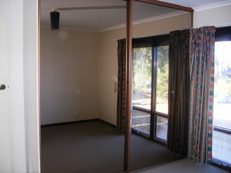 6 Signet Street, Hallett Cove SA 5158